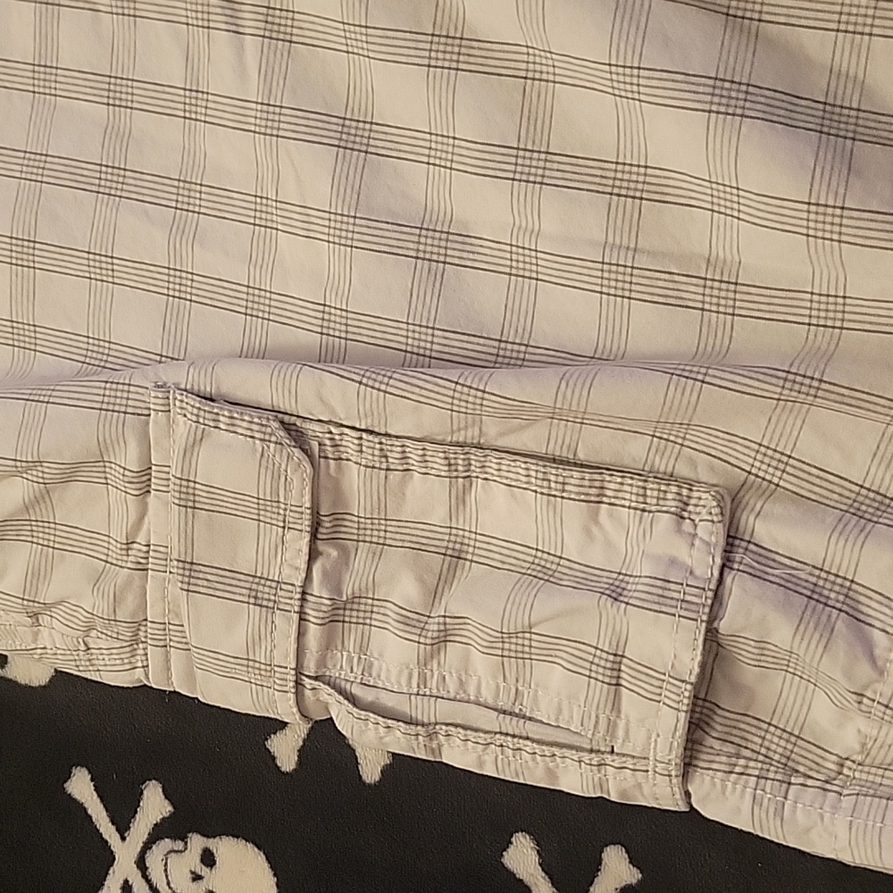 Dockers men's cargo shorts size 40 cream with brown plaid strips - Picture 2 of 6